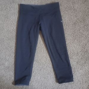 Lululemon reversible leggings size 6